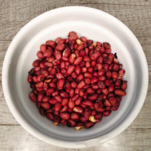 GROUND NUTS - RED LARGE